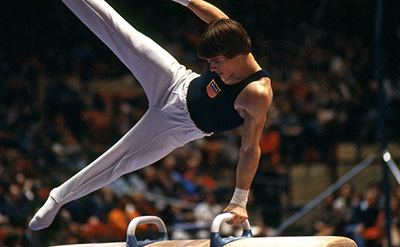Kurt Thomas, first US man to win world gymnastics title, dies at 64