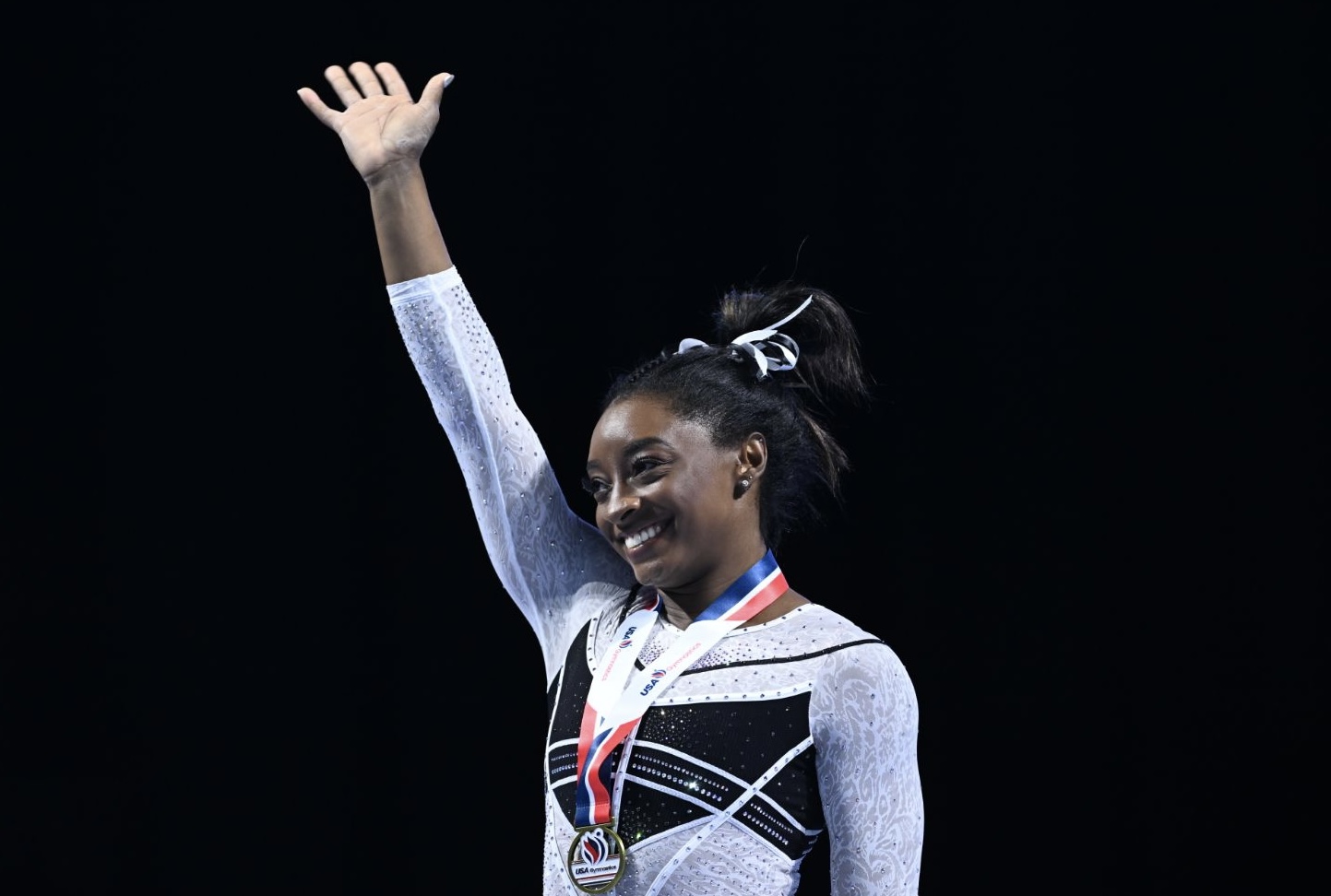 Simone Biles during awards at the 2023 Core Hydration Classic.