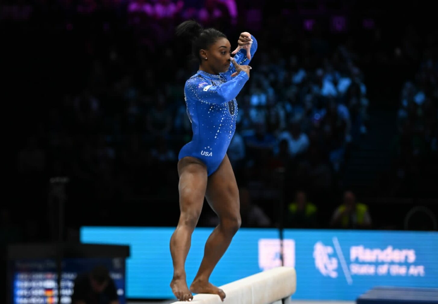 Simone Biles (USA) on beam during the 2023 World Artistic Gymnastics Championships.